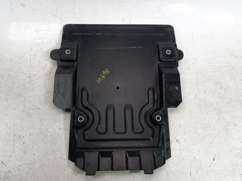 Recambio de cubrecarter para mercedes-benz eqb (x243) eqb 250+ (243.602) referencia OEM IAM A2436802301  