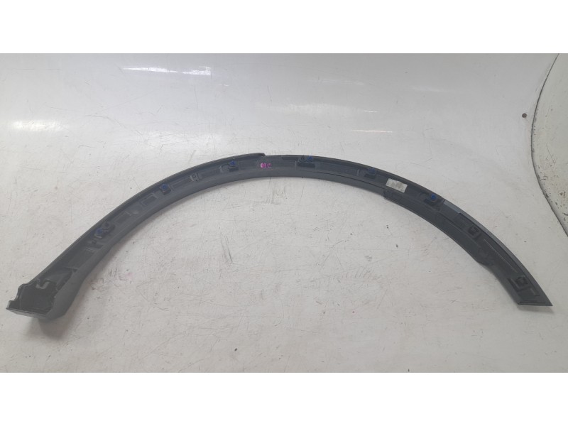 Recambio de aletin trasero derecho para audi q3 sportback (f3n) 35 tdi referencia OEM IAM 83A853818C  