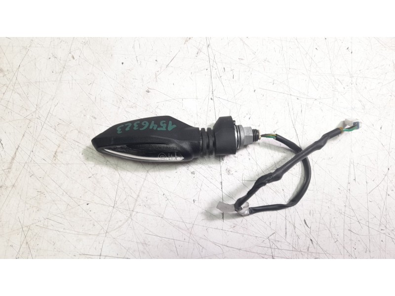 Recambio de piloto trasero derecho para ktm super adventure 1290 super adventure s referencia OEM IAM 60314025000  