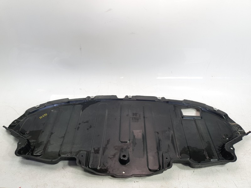 Recambio de cubrecarter para mercedes-benz eqb (x243) eqb 250+ (243.602) referencia OEM IAM A2436901600  