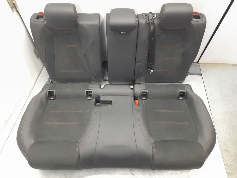 Recambio de juego asientos completo para mercedes-benz b-klasse (bm 247) b 200 d referencia OEM IAM 1779062401  