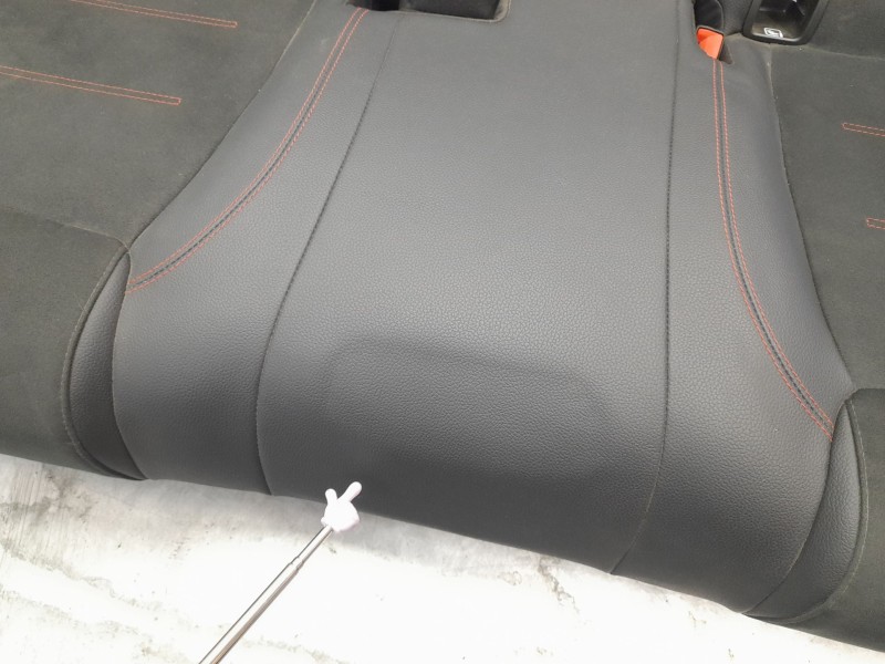 Recambio de juego asientos completo para mercedes-benz b-klasse (bm 247) b 200 d referencia OEM IAM 1779062401  