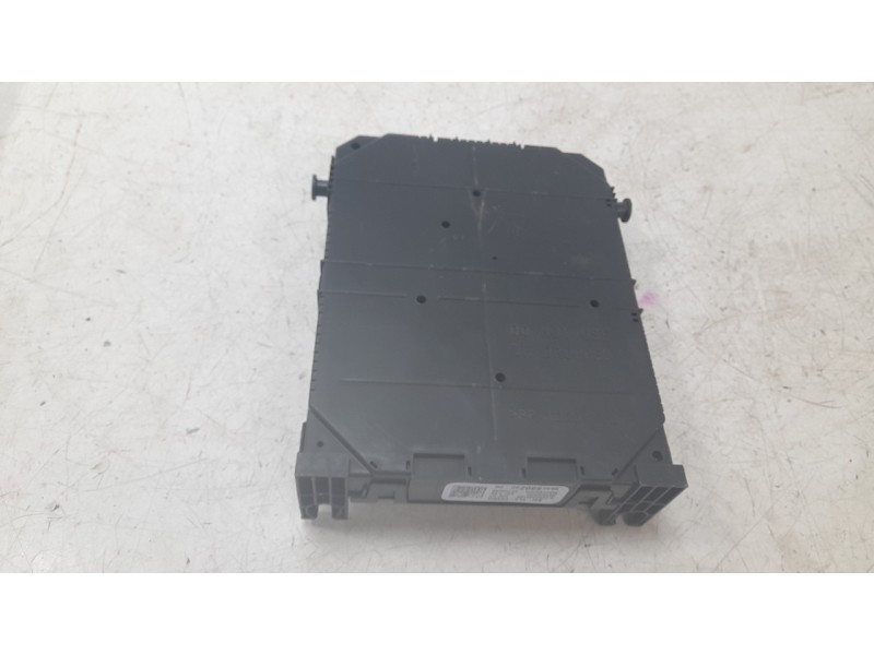 Recambio de caja reles / fusibles para opel grandland / grandland x (a18, p1uo) 1.2 (75) referencia OEM IAM 983288028000  