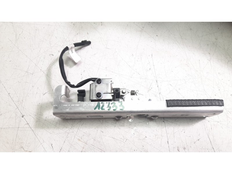 Recambio de cerradura asiento para ktm super adventure 1290 super adventure s referencia OEM IAM 61903002066  