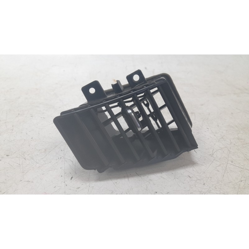 Recambio de rejilla aireadora para opel grandland / grandland x (a18, p1uo) 1.2 (75) referencia OEM IAM YP00062877  