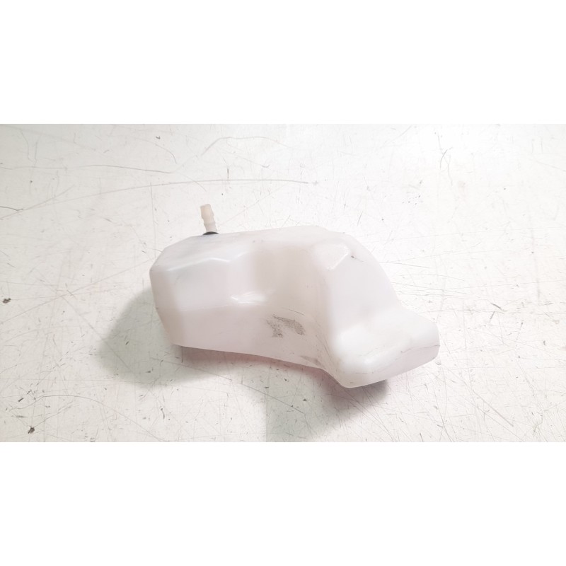 Recambio de deposito expansion para triumph street triple 765 rs street triple 765 rs referencia OEM IAM T2109765  