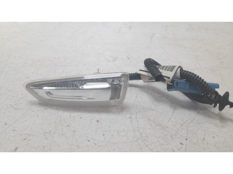 Recambio de piloto lateral delantero izquierdo para opel grandland / grandland x (a18, p1uo) 1.2 (75) referencia OEM IAM 1349108