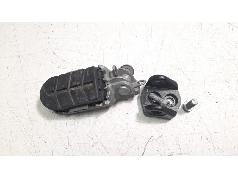 Recambio de estribo lateral para ktm super adventure 1290 super adventure s referencia OEM IAM 78003041050  