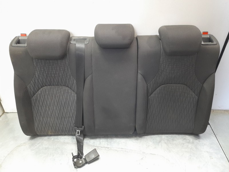 Recambio de asientos traseros para seat leon (5f1) 1.6 tdi referencia OEM IAM 5F0885031EH  