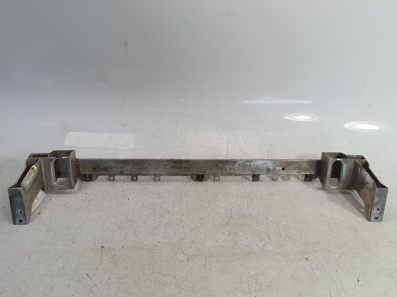 Recambio de travesaño inferior para mercedes-benz clase a (bm 177) a 200 (177.087) referencia OEM IAM A1776204500  