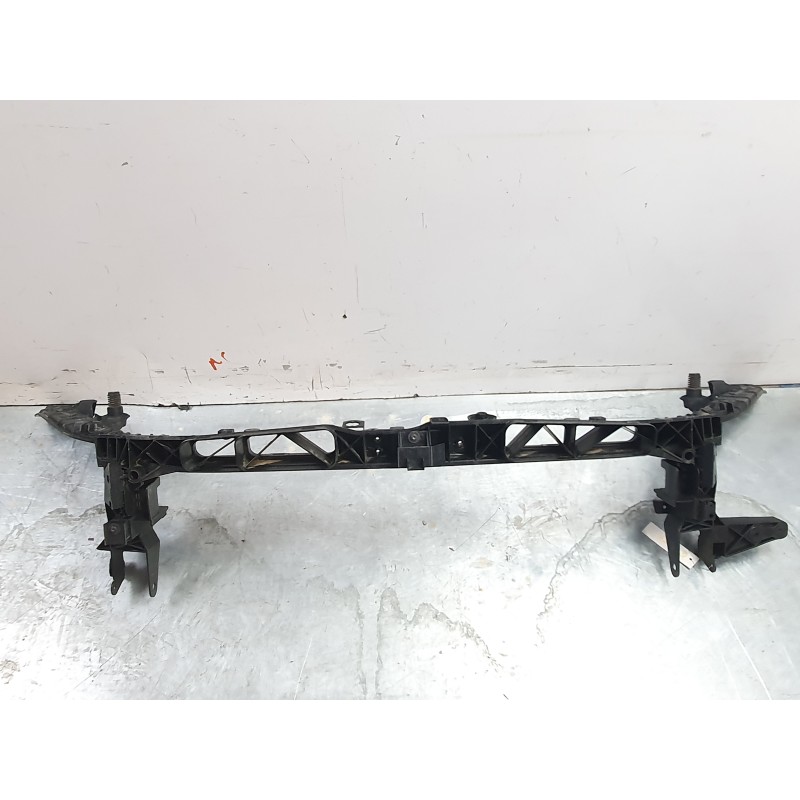 Recambio de travesaño superior para mercedes-benz clase a (bm 177) a 200 (177.087) referencia OEM IAM A1776208000  ME3323201