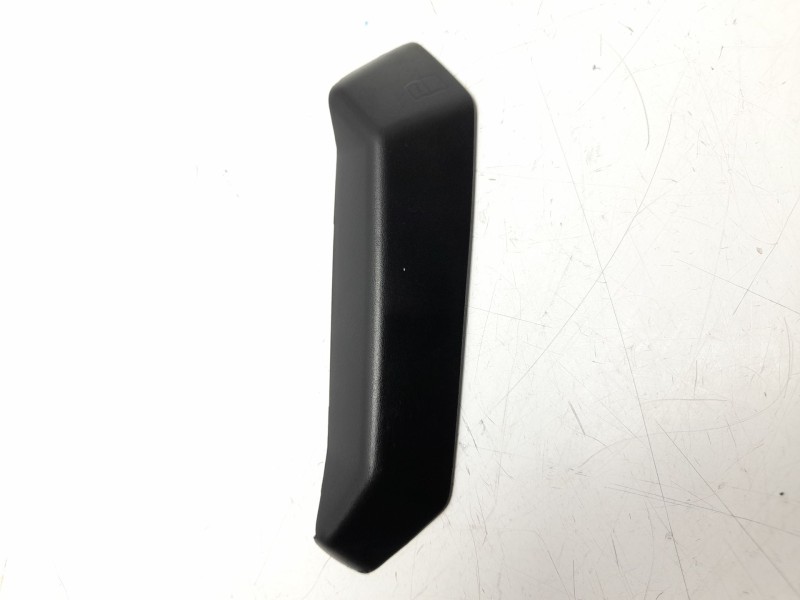 Recambio de moldura para audi q3 sportback (f3n) 35 tdi referencia OEM IAM 83A945255  