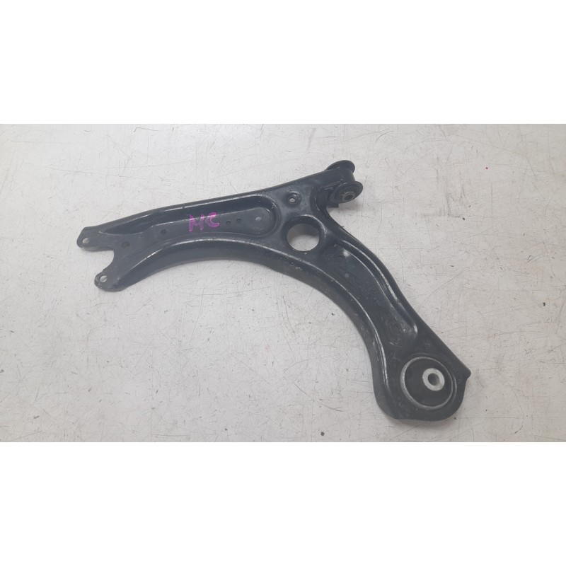 Recambio de brazo suspension inferior delantero derecho para skoda fabia iv (pj3) 1.0 mpi referencia OEM IAM 2Q0407152D  