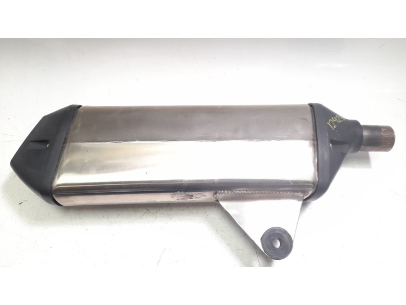 Recambio de silenciador trasero para benelli trk 702x referencia OEM IAM 47200PA80002  