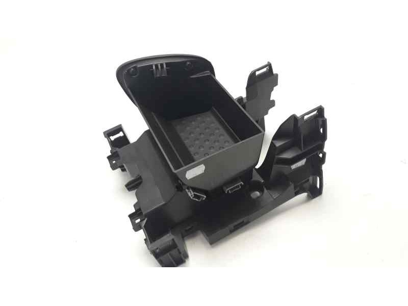 Recambio de guantera para smart fortwo coupe electric drive (453.391) referencia OEM IAM A4536800304  