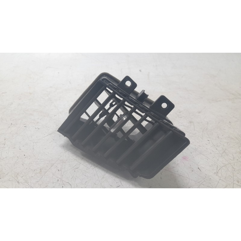 Recambio de rejilla aireadora para opel grandland / grandland x (a18, p1uo) 1.2 (75) referencia OEM IAM YP00062977  