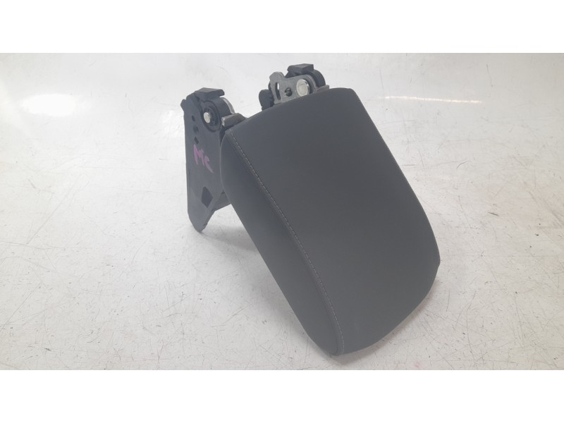 Recambio de apoyabrazos central para volkswagen t-roc (a11, d11) 2.0 tdi referencia OEM IAM 2GA864207RWS  