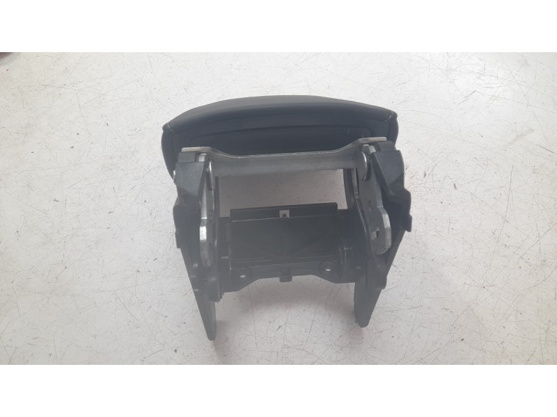 Recambio de apoyabrazos central para volkswagen t-roc (a11, d11) 2.0 tdi referencia OEM IAM 2GA864207RWS  