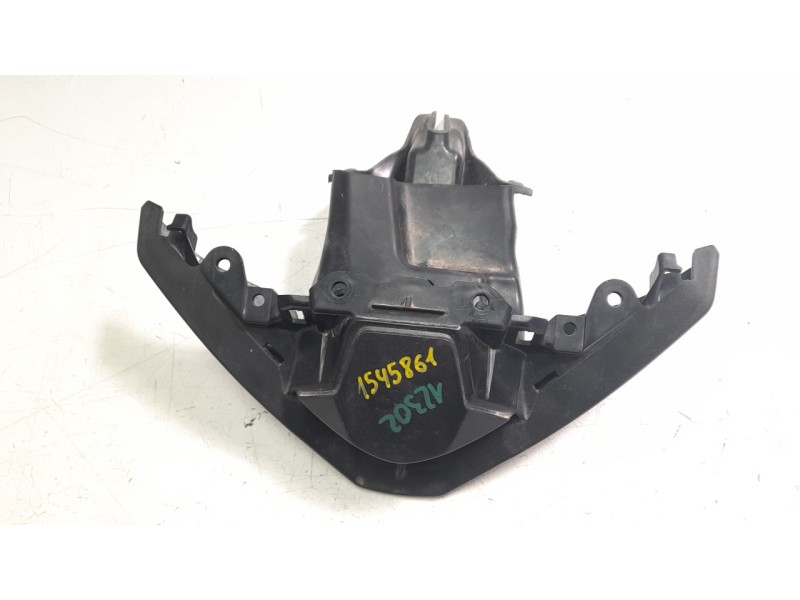 Recambio de canalizador de aire para triumph street triple 765 rs street triple 765 rs referencia OEM IAM T2305633  