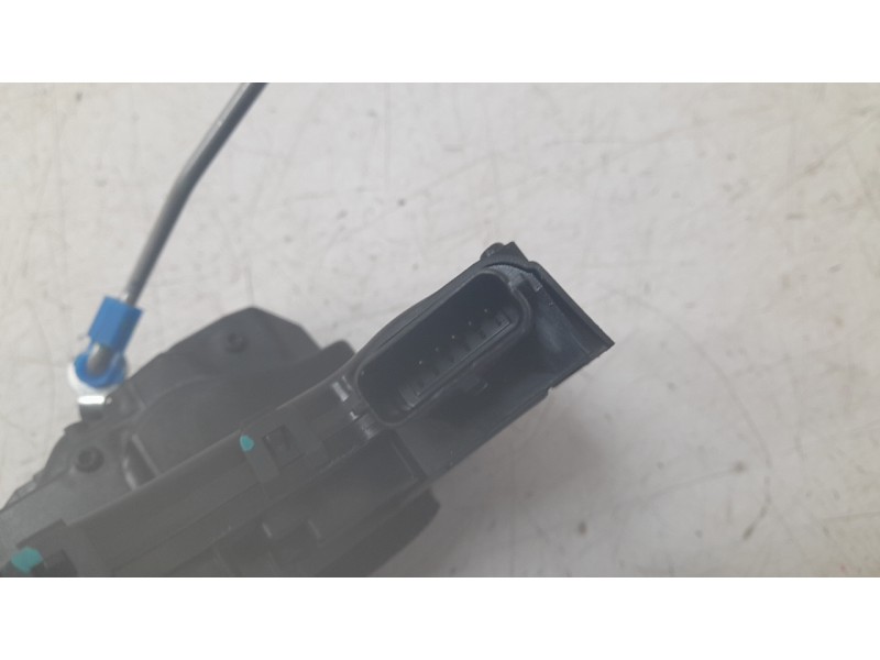 Recambio de cerradura puerta trasera derecha para byd seal u 1.5 plug-in hybrid awd referencia OEM IAM SA3F6205209V  