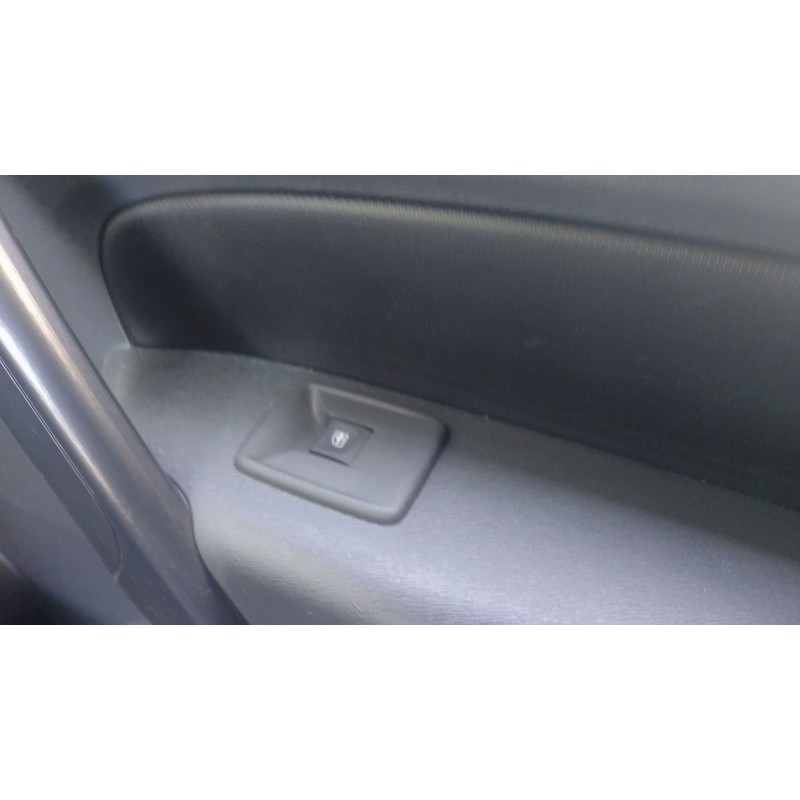 Recambio de mando elevalunas delantero derecho para renault kangoo express (fw0/1_) 1.5 dci 95 (fw16) referencia OEM IAM   