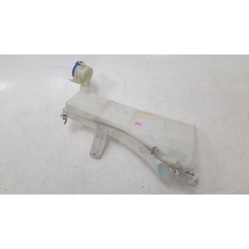 Recambio de deposito limpia para opel grandland / grandland x (a18, p1uo) 1.2 (75) referencia OEM IAM YP00066080 A2C39293600 