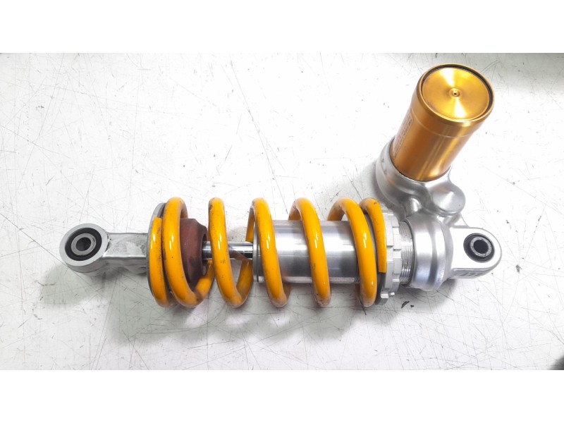 Recambio de amortiguador trasero para triumph street triple 765 rs street triple 765 rs referencia OEM IAM T2050312  