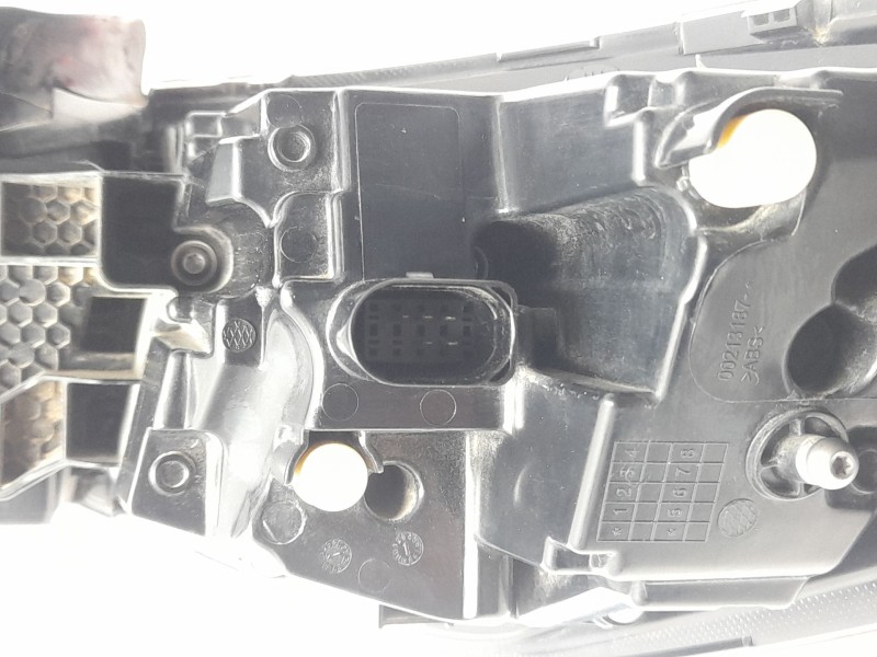 Recambio de piloto trasero izquierdo para seat leon (kl1, klg) 1.0 tsi referencia OEM IAM 5FA945207C  