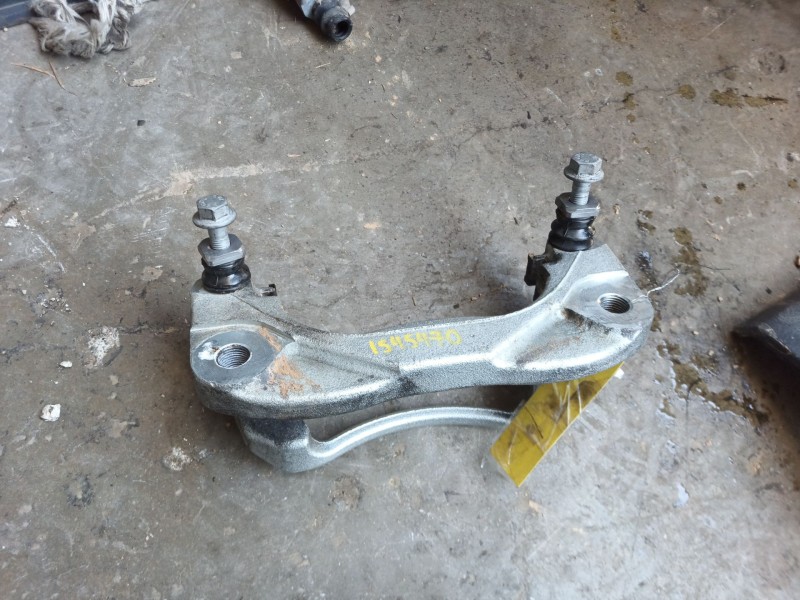 Recambio de soporte pinza para volkswagen amarok referencia OEM IAM 2H0615125A  