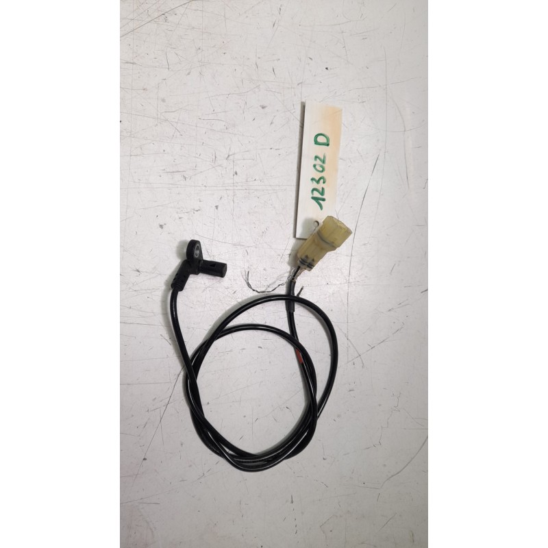 Recambio de sensor abs para triumph street triple 765 rs street triple 765 rs referencia OEM IAM T2022799  