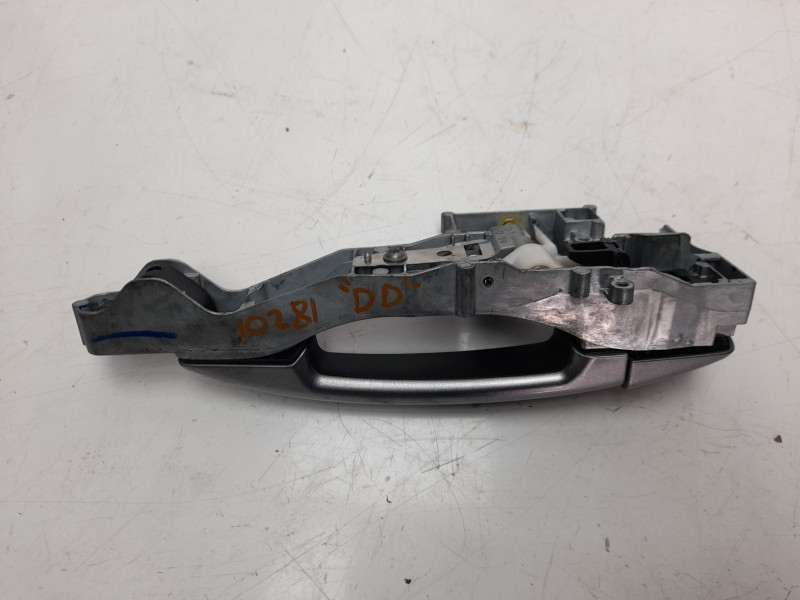 Recambio de maneta exterior delantera derecha para peugeot partner kombi 1.6 blue-hdi fap referencia OEM IAM 9680168580  