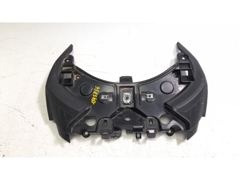 Recambio de moldura para triumph street triple 765 rs street triple 765 rs referencia OEM IAM T2313011  