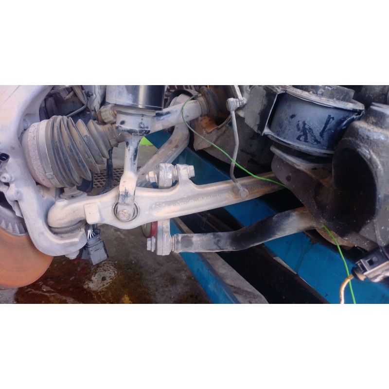 Recambio de brazo suspension inferior delantero derecho para bentley continental flying spur (3w_) 6.0 referencia OEM IAM   
