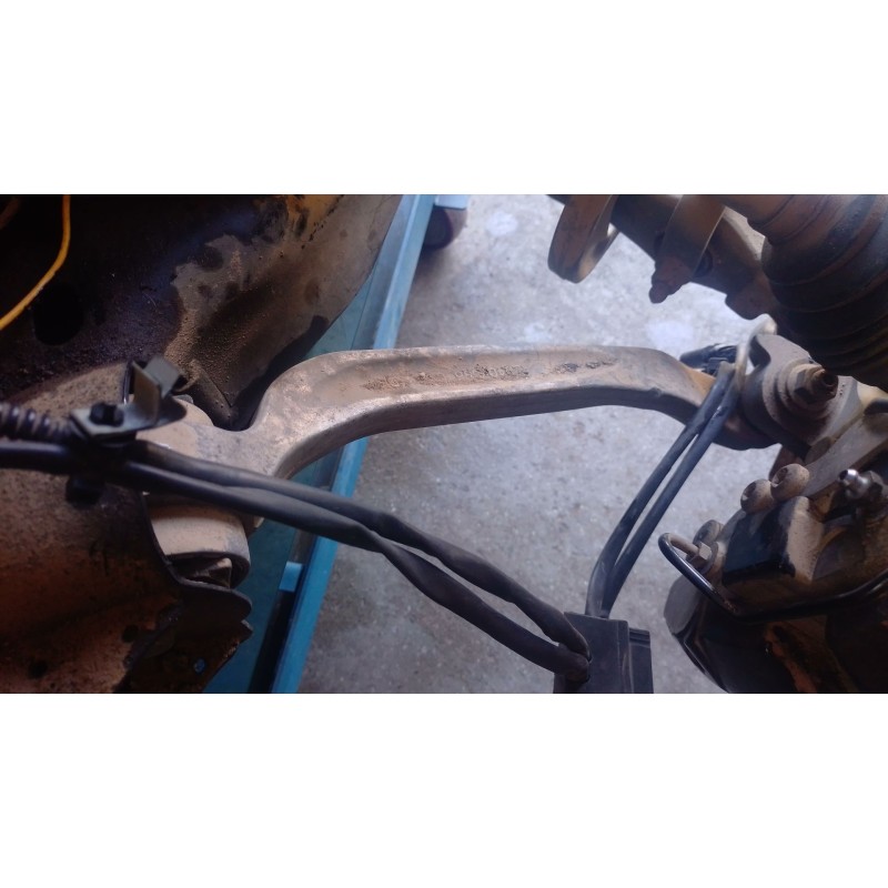 Recambio de brazo suspension inferior delantero derecho para bentley continental flying spur (3w_) 6.0 referencia OEM IAM   
