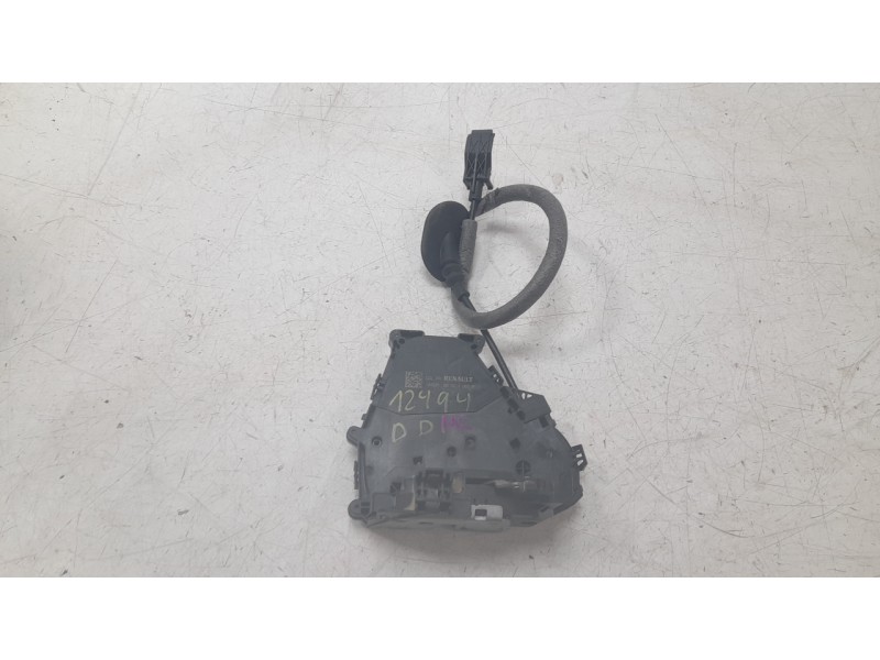 Recambio de cerradura puerta delantera derecha para renault captur e-tech hybrid referencia OEM IAM 805024067R  