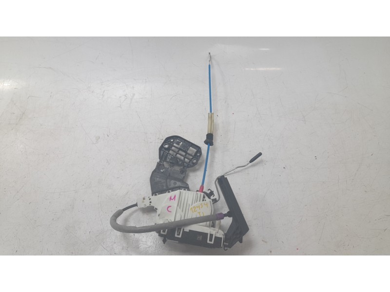 Recambio de cerradura puerta trasera izquierda para mercedes-benz clase cla (w117) cla 200 cdi (117.308) referencia OEM IAM 2047