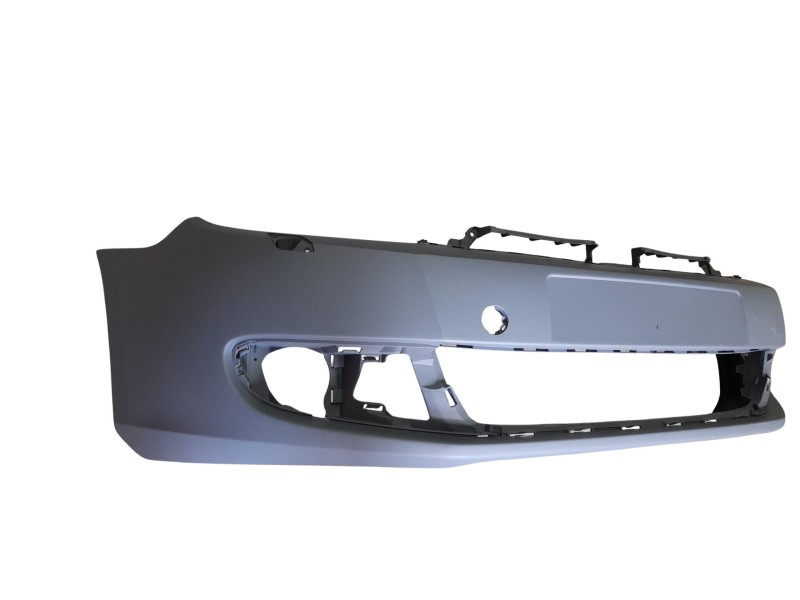 Recambio de paragolpes delantero para volkswagen golf vi (5k1) referencia OEM IAM 5K0807217BS  107234629/240132C/VG0381011