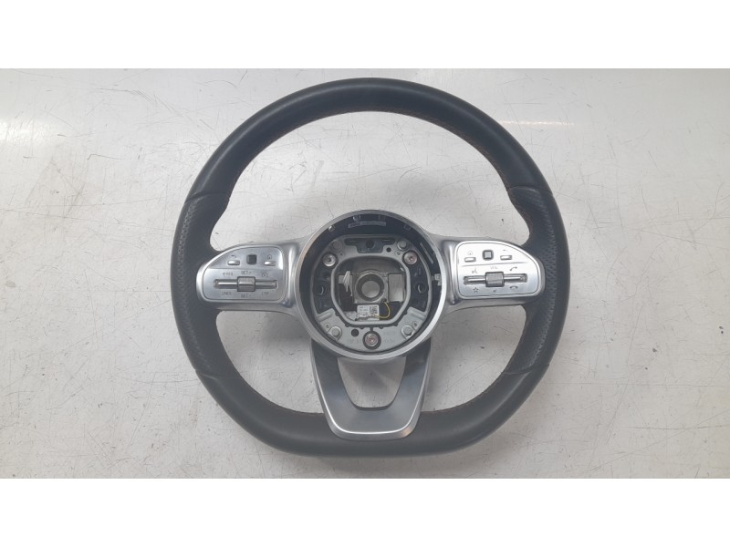 Recambio de volante para mercedes-benz b-klasse (bm 247) b 200 d referencia OEM IAM 0004608402  