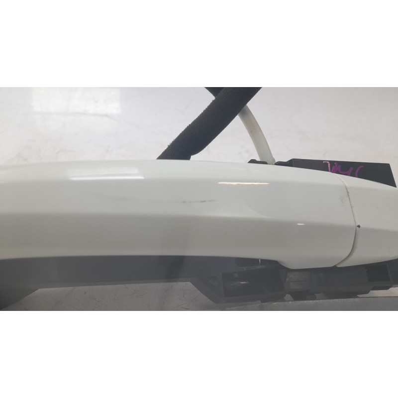 Recambio de maneta exterior delantera derecha para nissan qashqai iii (j12) 1.3 dig-t referencia OEM IAM 806406UA2A  