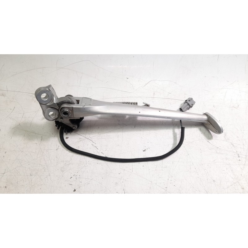 Recambio de caballete lateral para triumph street triple 765 rs street triple 765 rs referencia OEM IAM T2082009  
