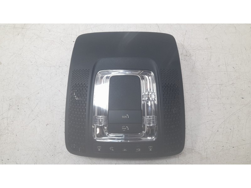 Recambio de luz interior para mercedes-benz b-klasse (bm 247) b 200 d referencia OEM IAM A0009008130  