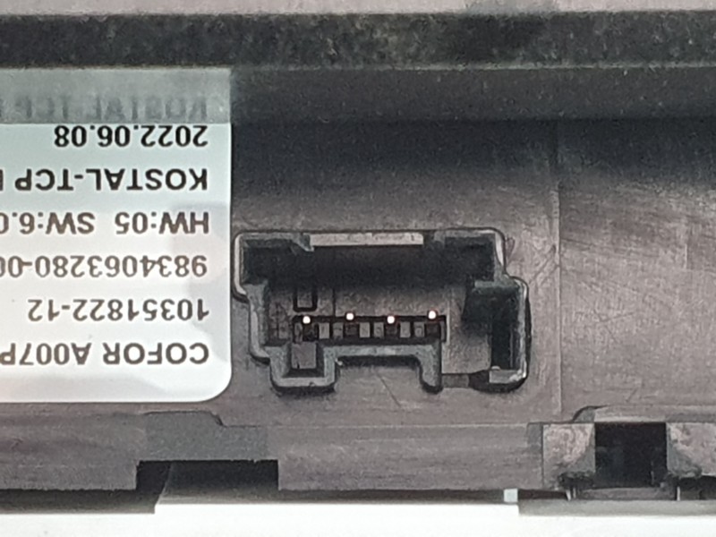 Recambio de pantalla multifuncion para citroën c4 x e-shine referencia OEM IAM 9840456480  