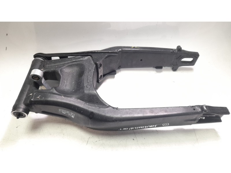 Recambio de basculante para yamaha tracer tracer 9 (rn70) referencia OEM IAM B5U221100000  