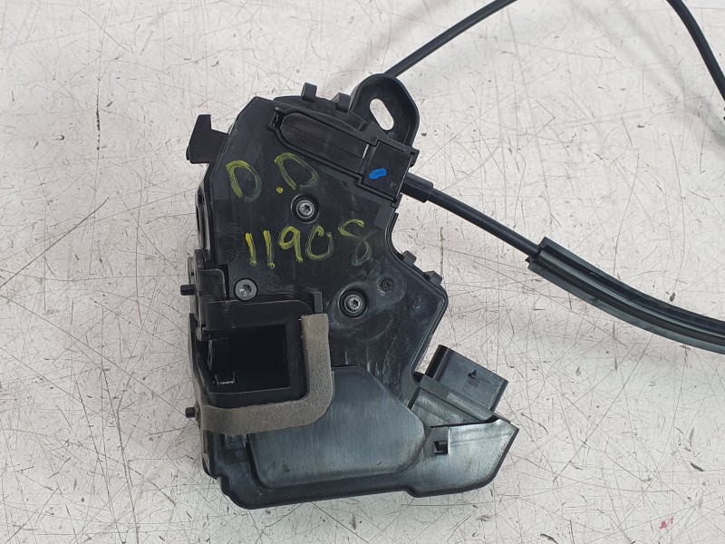 Recambio de cerradura puerta delantera derecha para citroën c4 x e-shine referencia OEM IAM 9832797780  