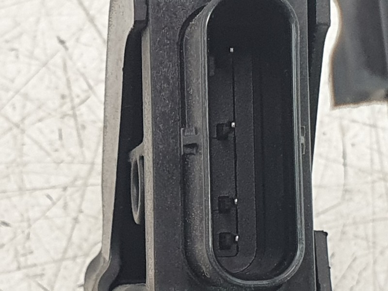 Recambio de cerradura puerta delantera derecha para citroën c4 x e-shine referencia OEM IAM 9832797780  