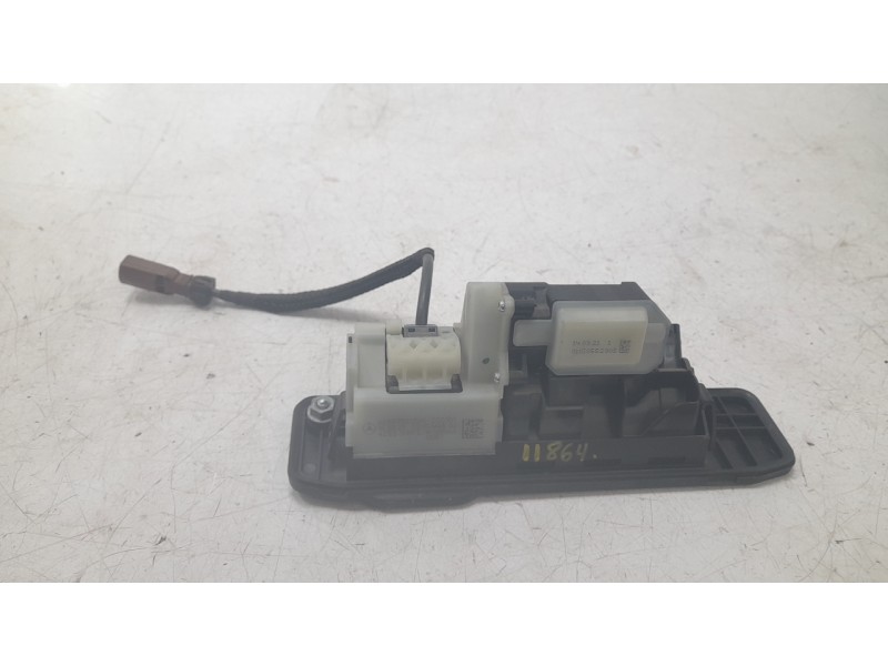 Recambio de maneta exterior maletero / porton para mercedes-benz b-klasse (bm 247) b 200 d referencia OEM IAM A0997500700  