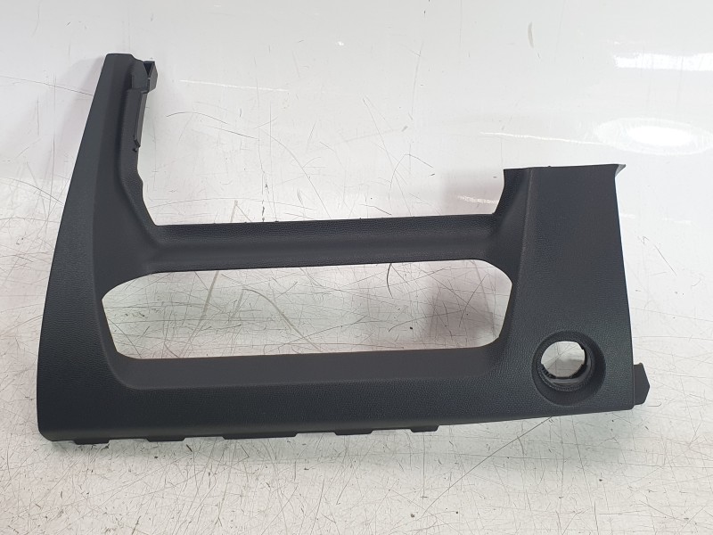 Recambio de moldura para citroën c4 x e-shine referencia OEM IAM 9830740480  