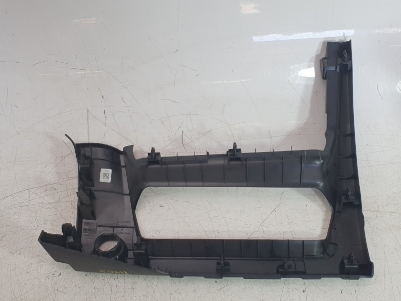 Recambio de moldura para citroën c4 x e-shine referencia OEM IAM 9830740480  