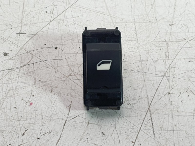 Recambio de mando elevalunas trasero derecho para citroën c4 x e-shine referencia OEM IAM 98044803ZD  