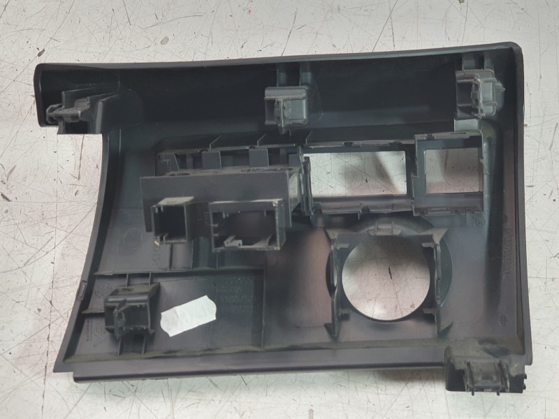 Recambio de moldura para citroën c4 x e-shine referencia OEM IAM 9833786880  